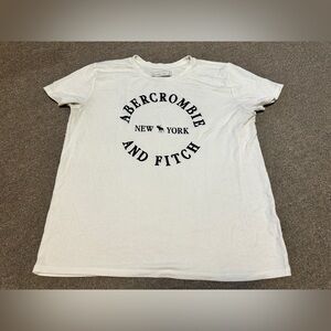 Rare Abercrombie & Fitch White T-Shirt Women’s Large New York Moose